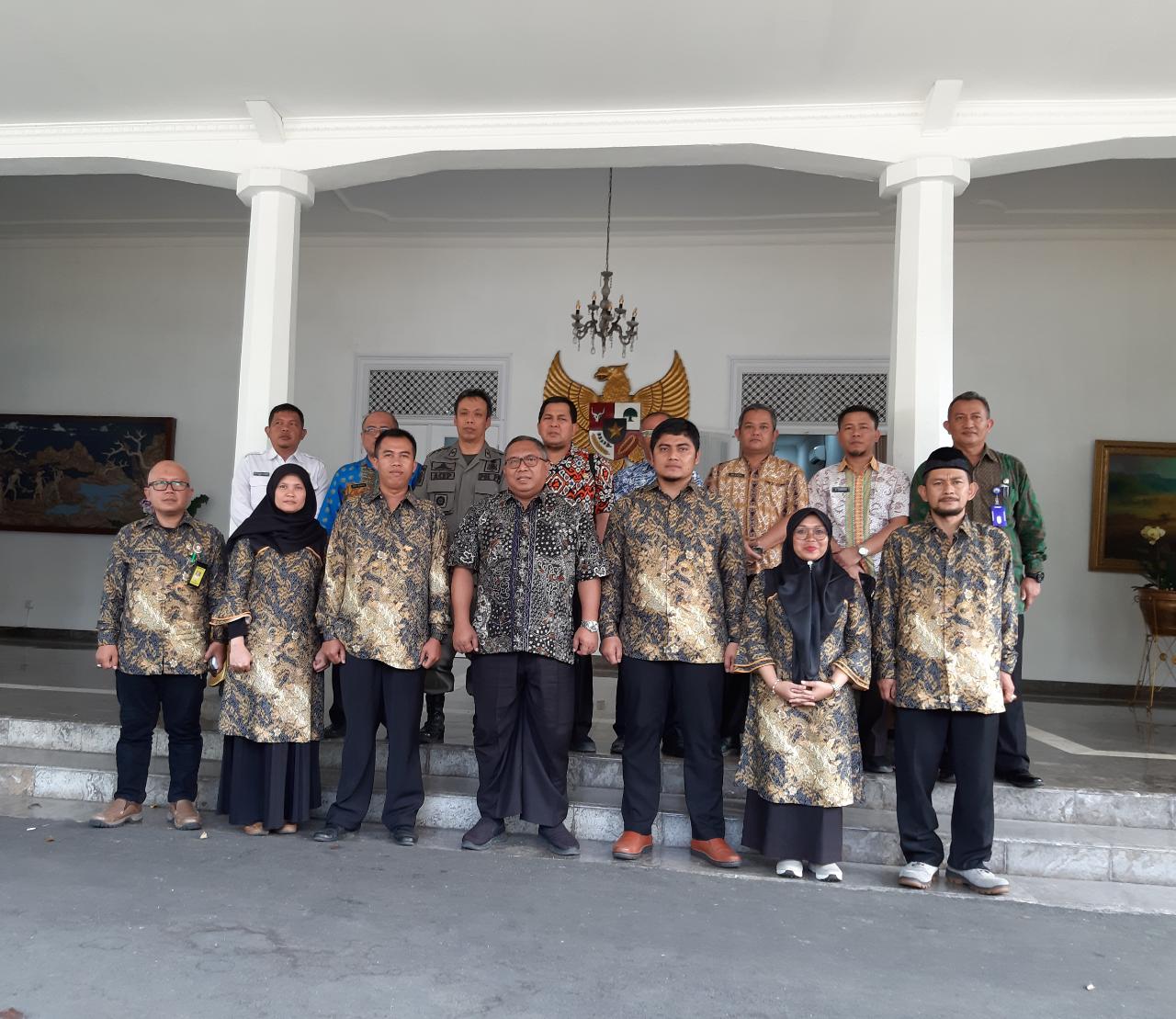 Penandatangan NPHD Bawaslu Dengan Pemda