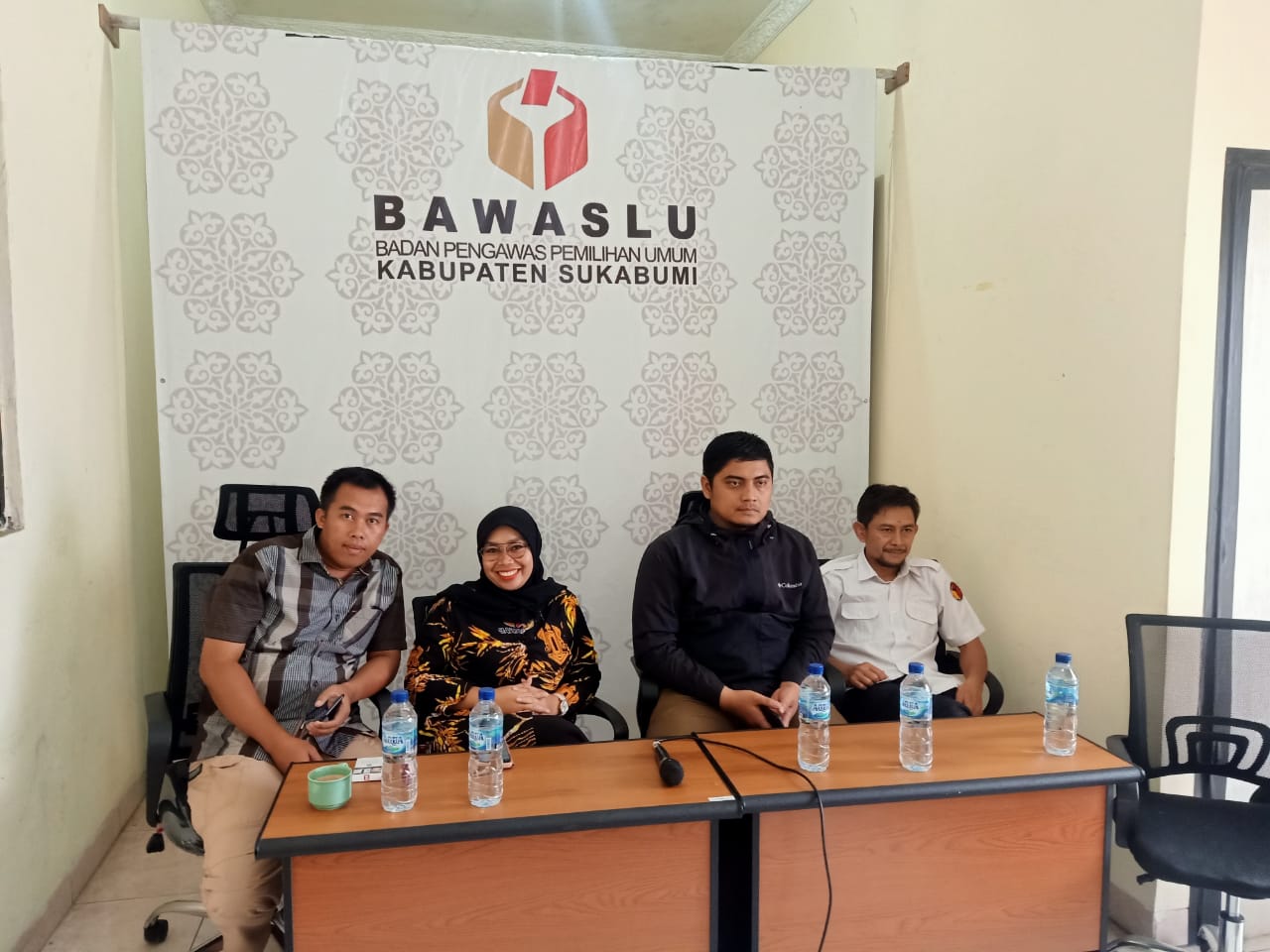 Bawaslu Sukabumi Ikut serta dalam Vidio Conference Bawaslu jabar dengan 27 Kabupaten Kota
