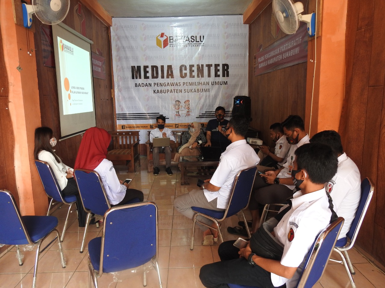 Kegiatan Rapat Mingguan terkait Video Pendek ILM