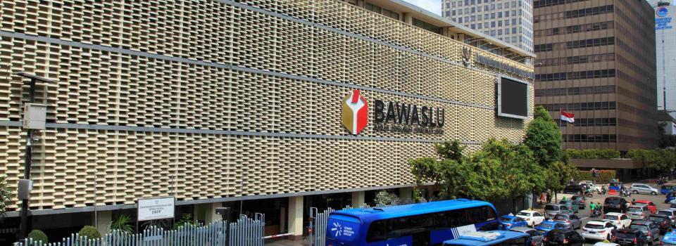 gedung bawaslu RI