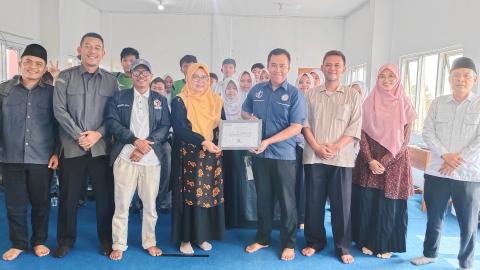 Sosialisasi Pengawasan Partisipatif Inklusif di SLBN Handayani.