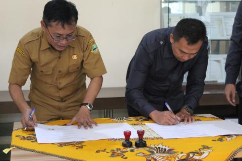Mou Bawaslu dan Cadisdik V